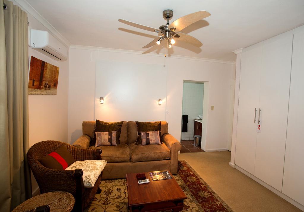 فندق Hazelwood House ستيلينبوش المظهر الخارجي الصورة